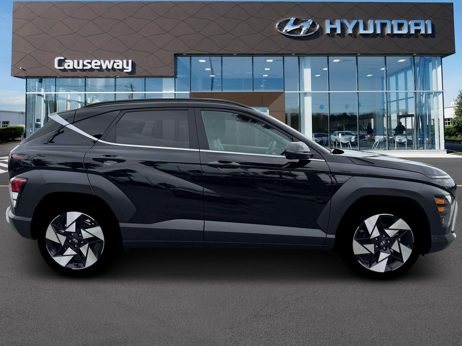2026 Hyundai Kona Limited - Photo 9
