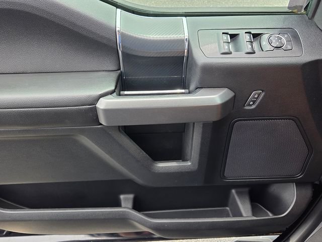 Used 2018 Shadow Black Ford XLT image 29