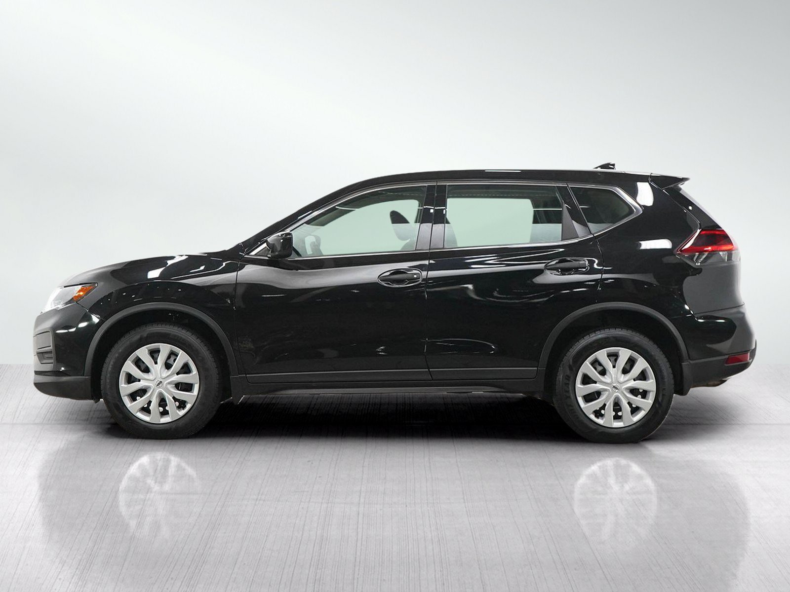 Used 2020 Nissan Rogue S with VIN 5N1AT2MV7LC804517 for sale in South Saint Paul, Minnesota