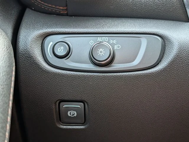 Used 2024 Black Chevrolet Premier image 16