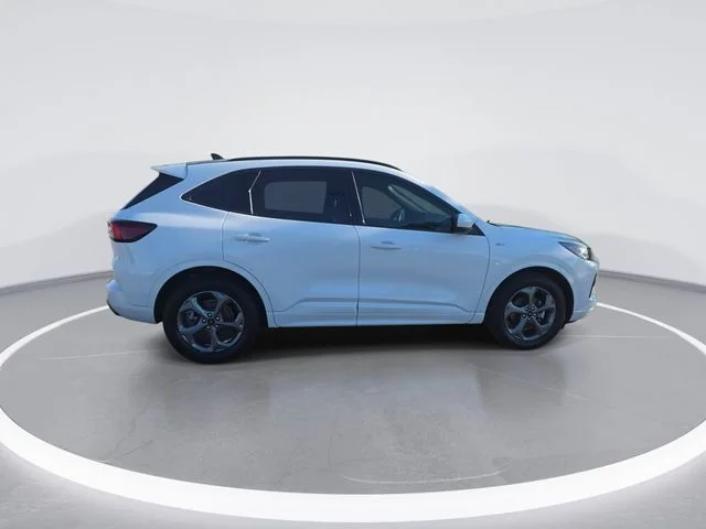Used 2023 White Ford ST-Line Select image 9