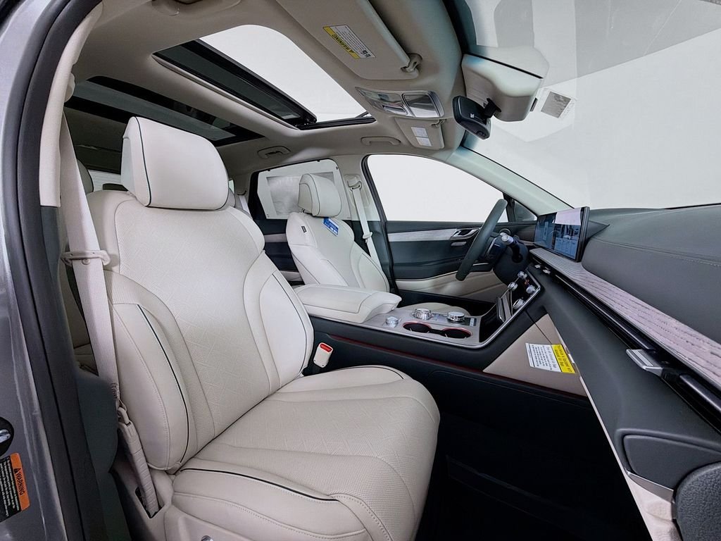 New 2026 Savile Silver Genesis 3.5T Advanced image 31