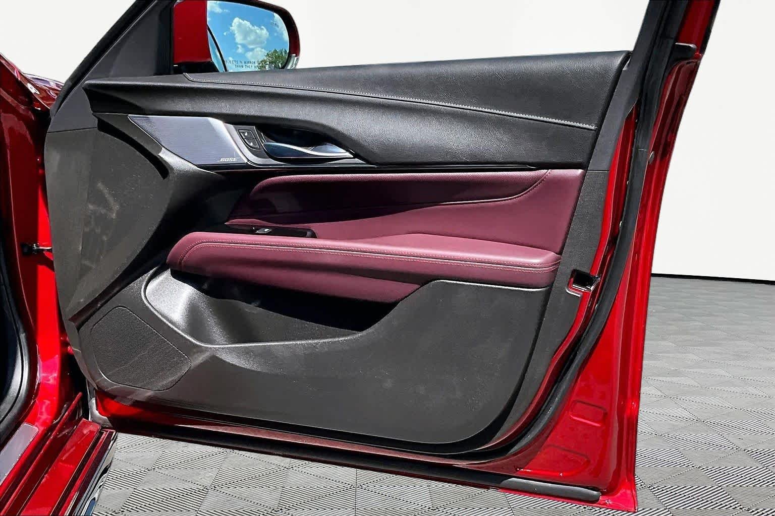 Used 2022 Infrared Tintcoat Cadillac  image 45