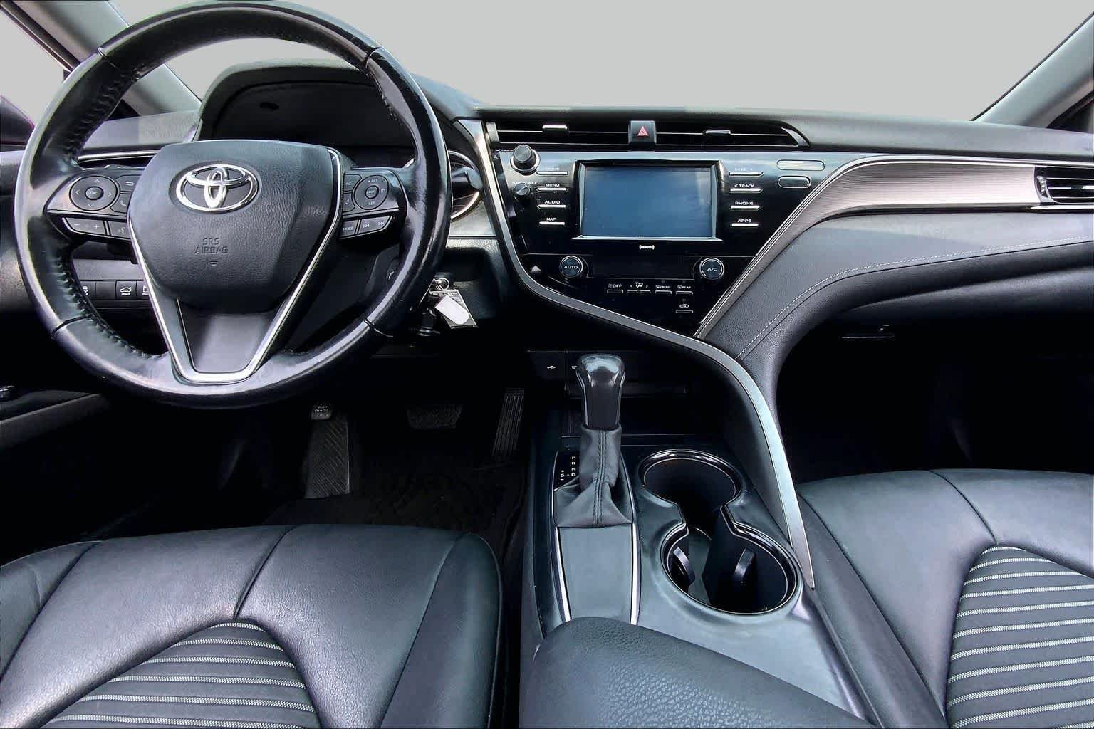 Used 2020 Supersonic Red Toyota SE image 15