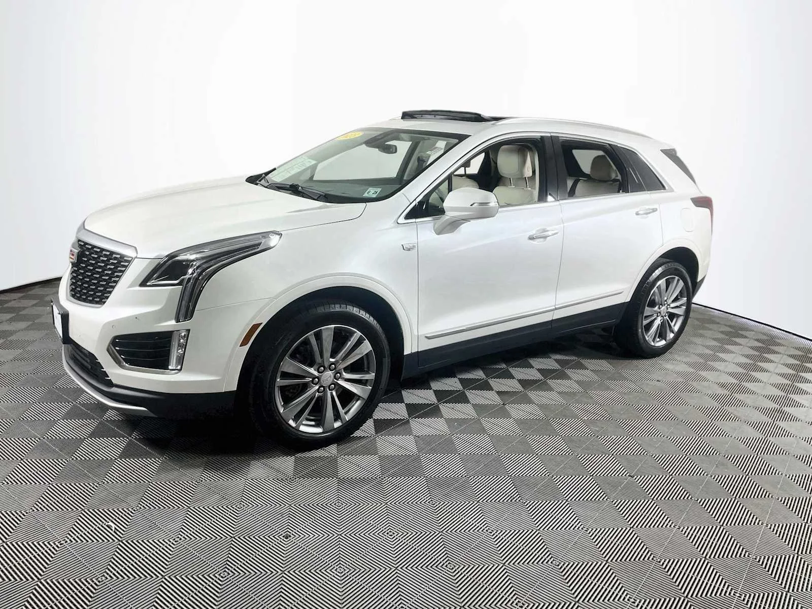 2023 Cadillac XT5