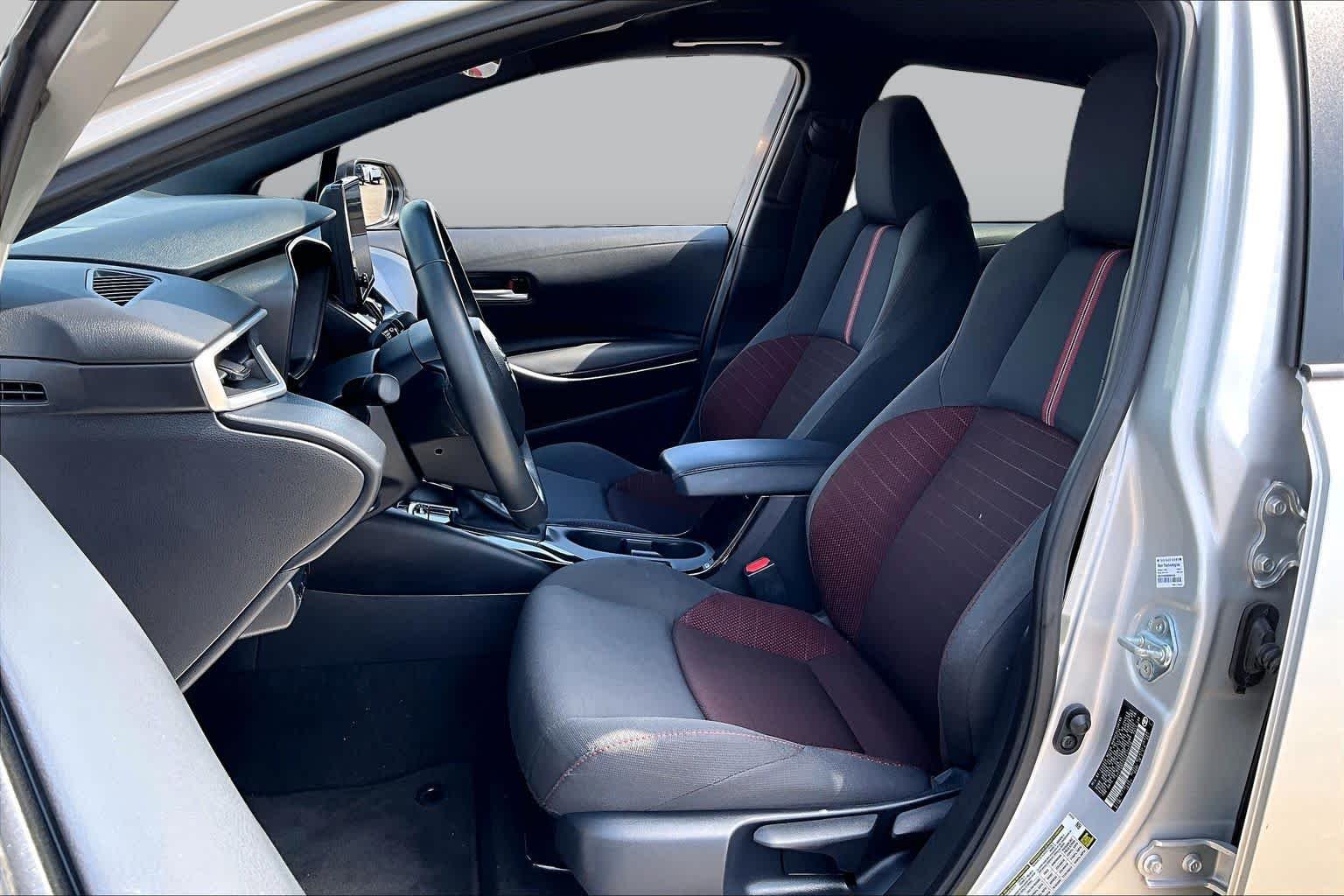 Used 2025 Classic Silver Metallic Toyota SE image 8