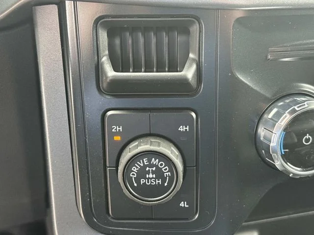 New 2026 Avalanche Ford XLT image 48