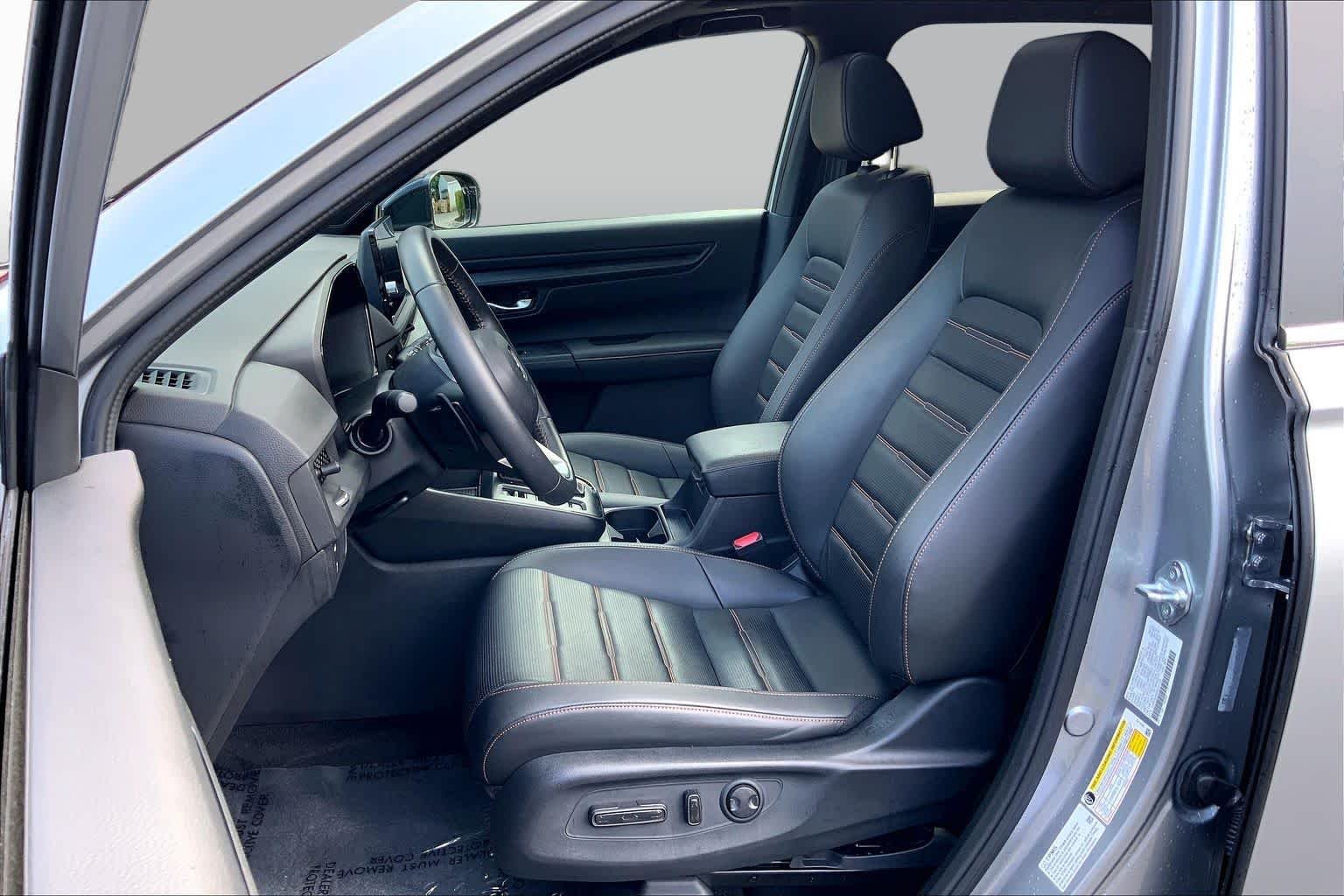 Used 2024 Lunar Silver Metallic Honda Sport-L image 8