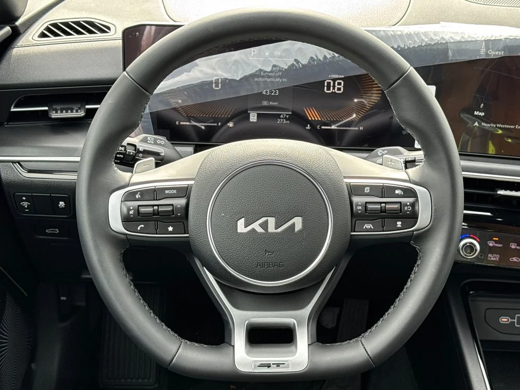 2026 Kia K5 GT - Photo 37