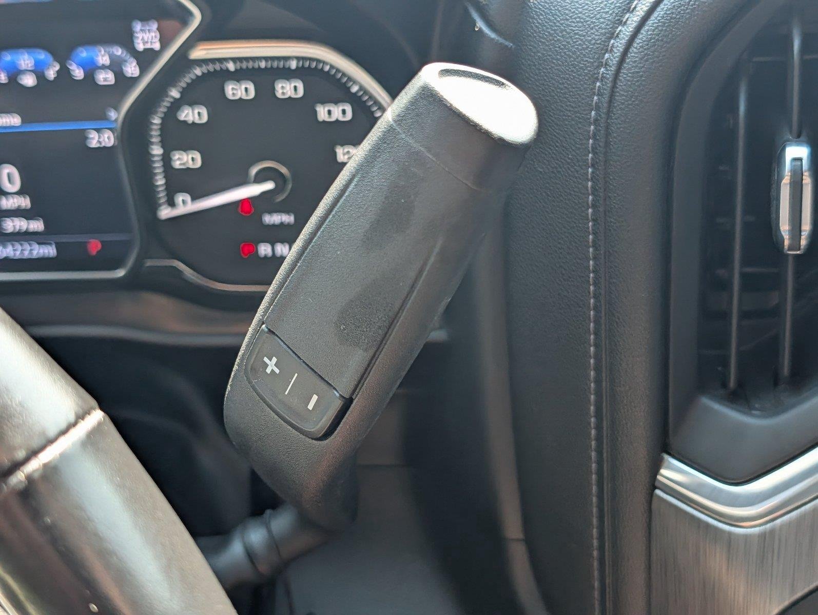 Used 2022 White Frost Tricoat GMC Denali image 28