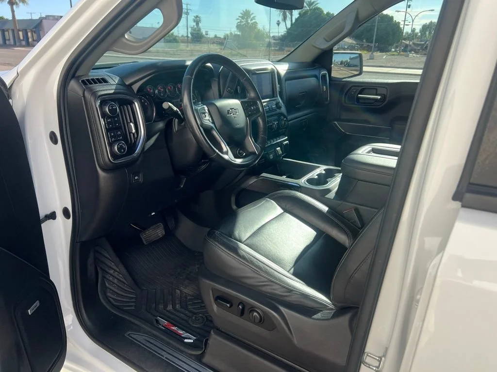 Used 2020 Summit White Chevrolet LT Trail Boss image 9
