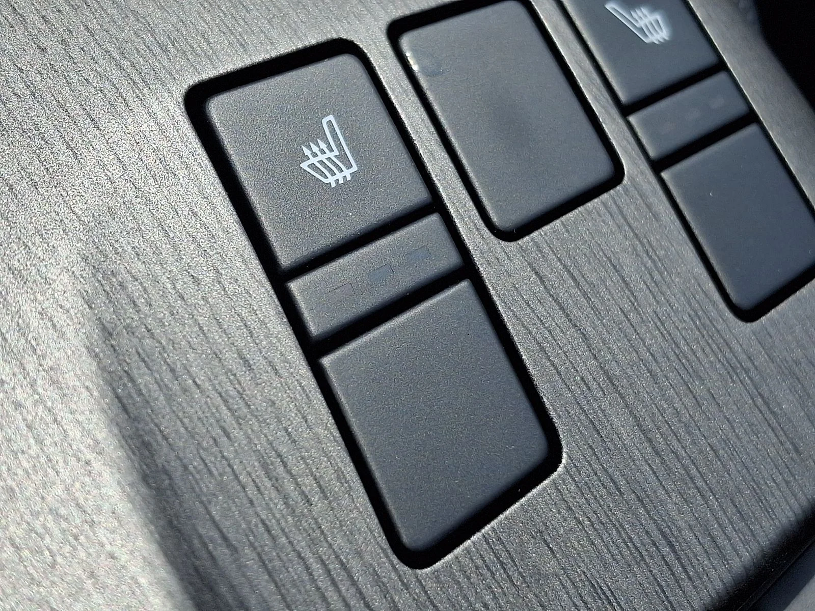 New 2027 Gray Kia X-Line image 19