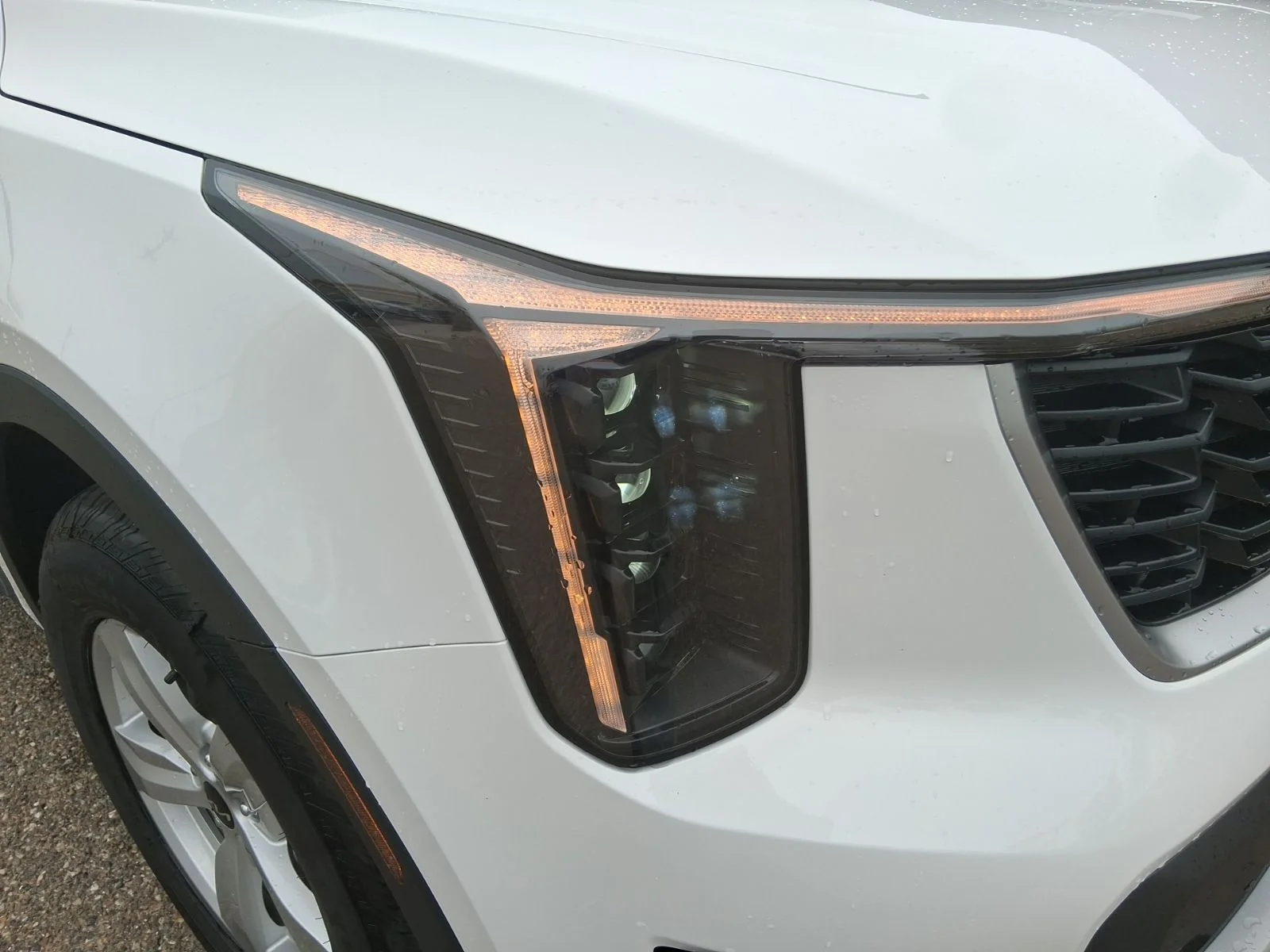 New 2026 White Kia LX image 8