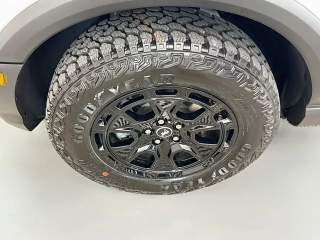 New 2026 Space White Metallic Ford Badlands® image 32