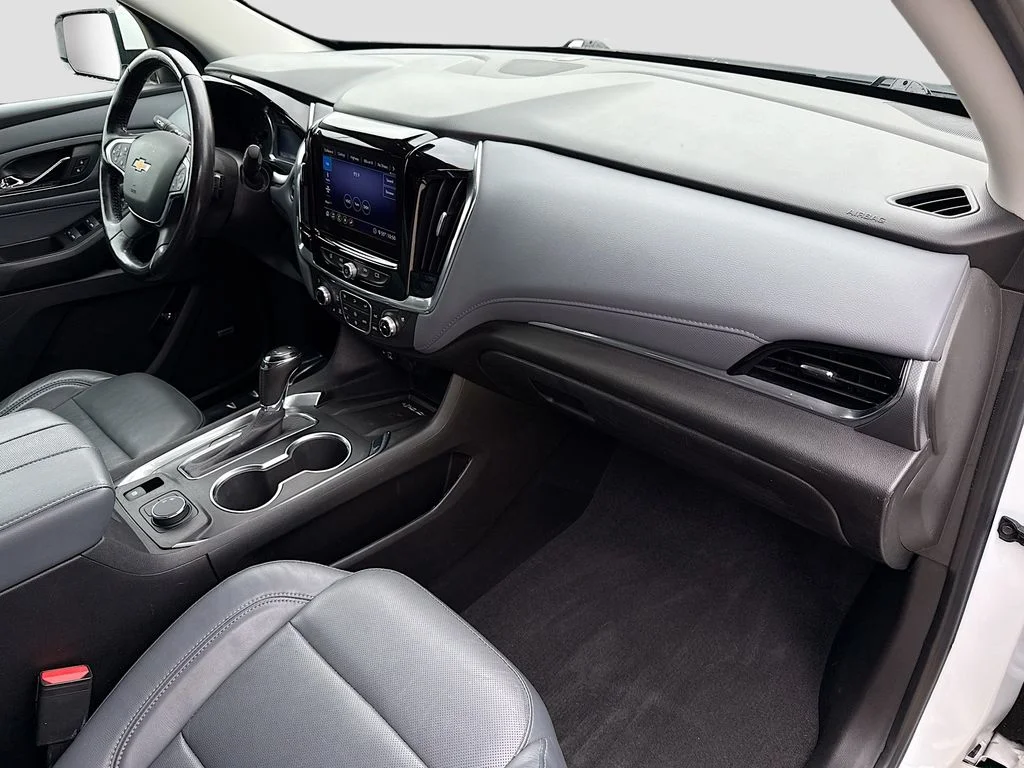 Used 2020 Summit White Chevrolet Premier image 31