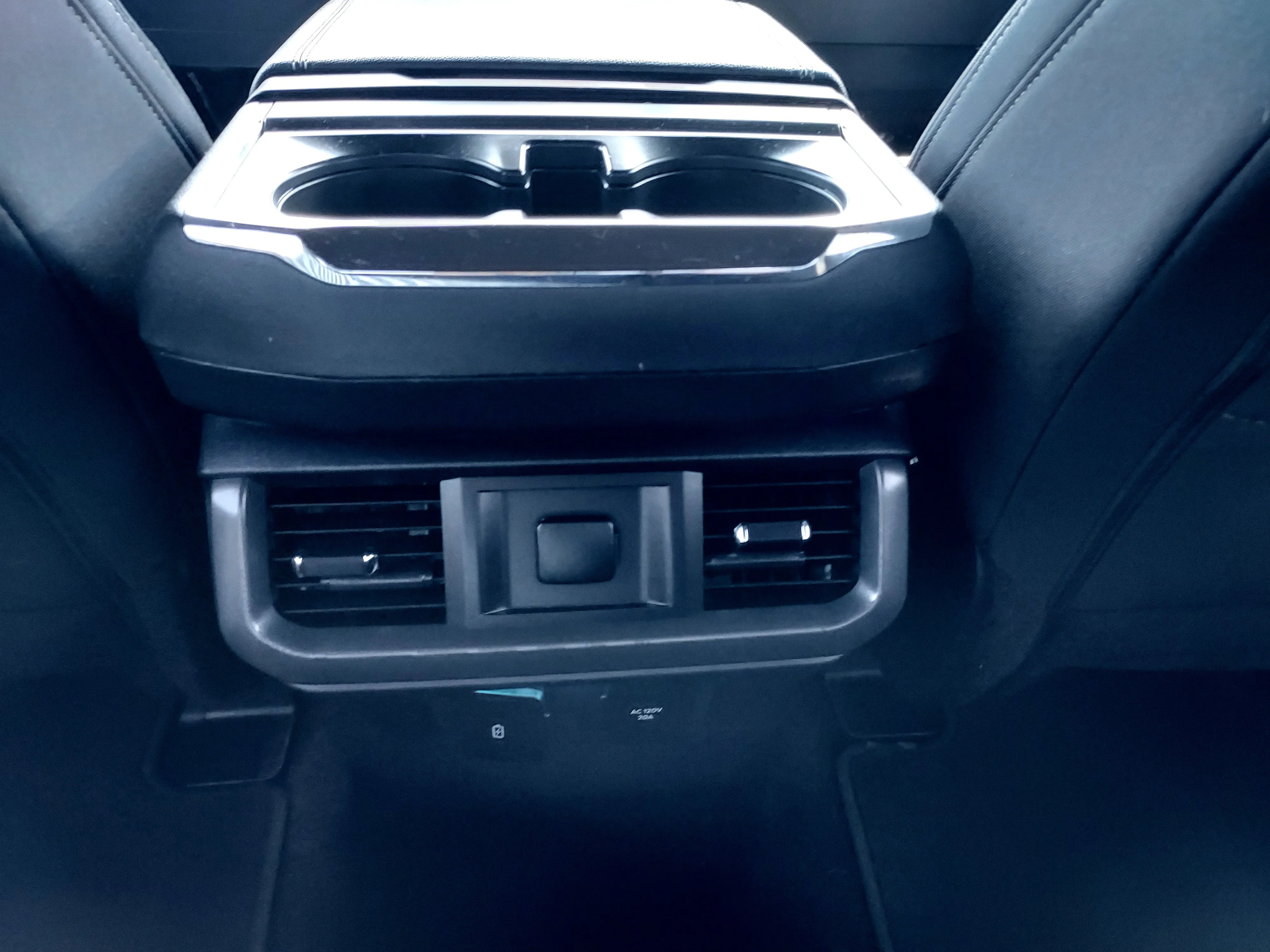 Used 2024 CARBONIZED GRAY Ford XLT image 18