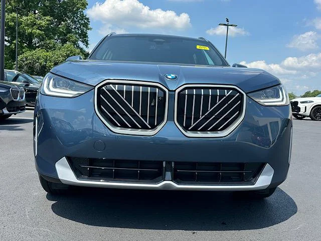 New 2026 Arctic Race Blue metallic BMW 30 xDrive image 2