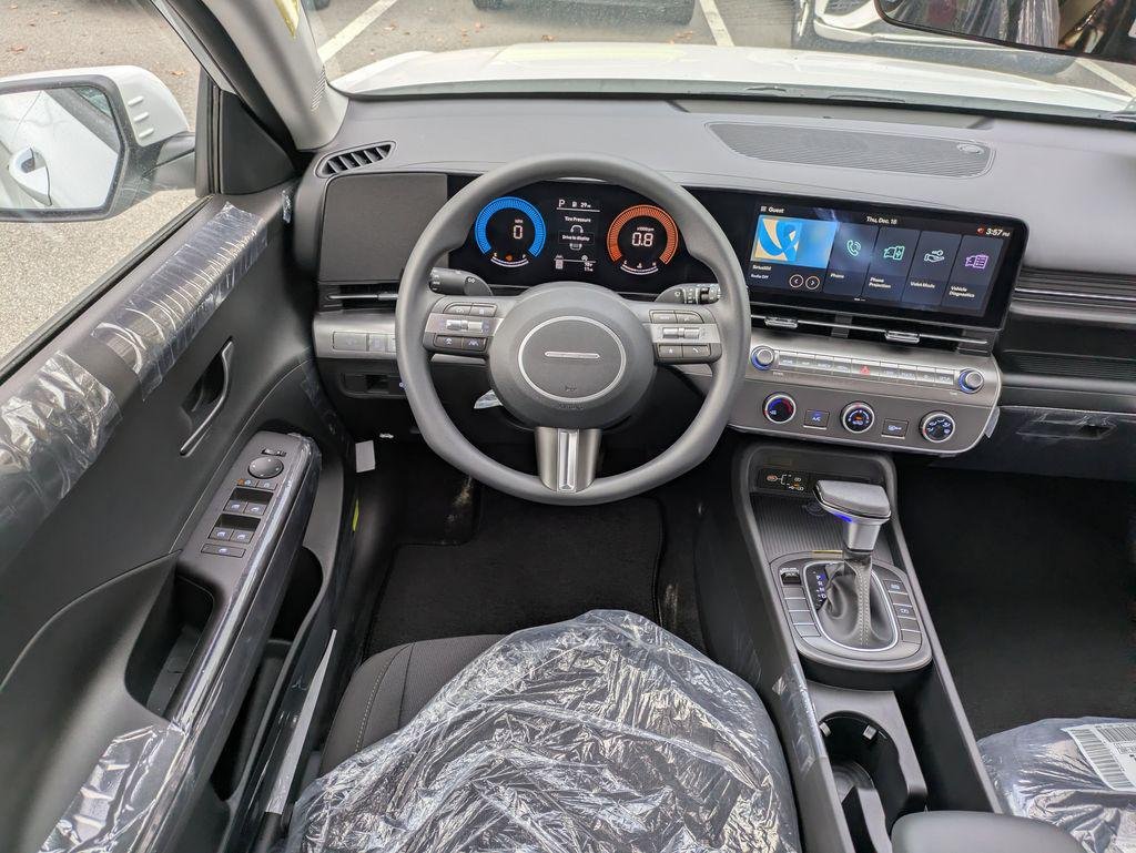 New 2026 White Hyundai SE FWD image 19