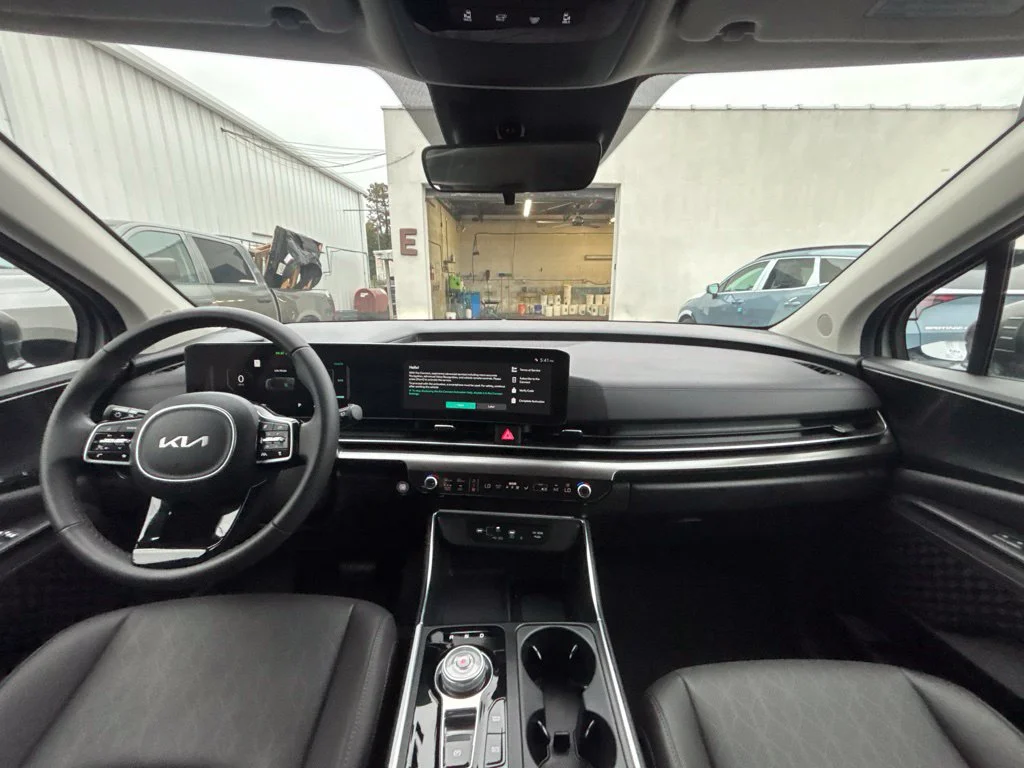 Used 2026 Silver Kia SX image 17