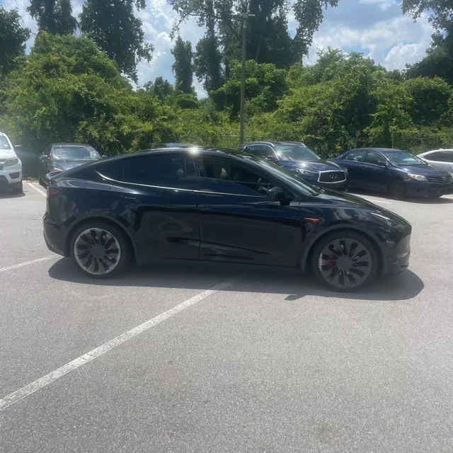 Used 2021 Tesla Model Y Performance with VIN 5YJYGDEF0MF304763 for sale in Morristown, TN