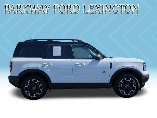 Used 2023 White Ford Outer Banks image 4