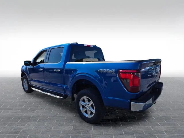 Used 2025 Blue Ford XLT image 5