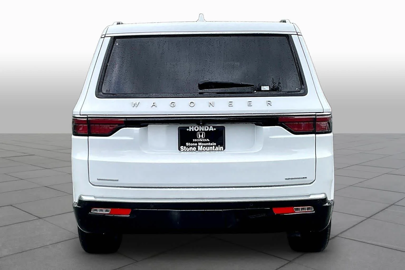 Used 2023 Bright White Clearcoat Jeep Series III image 9