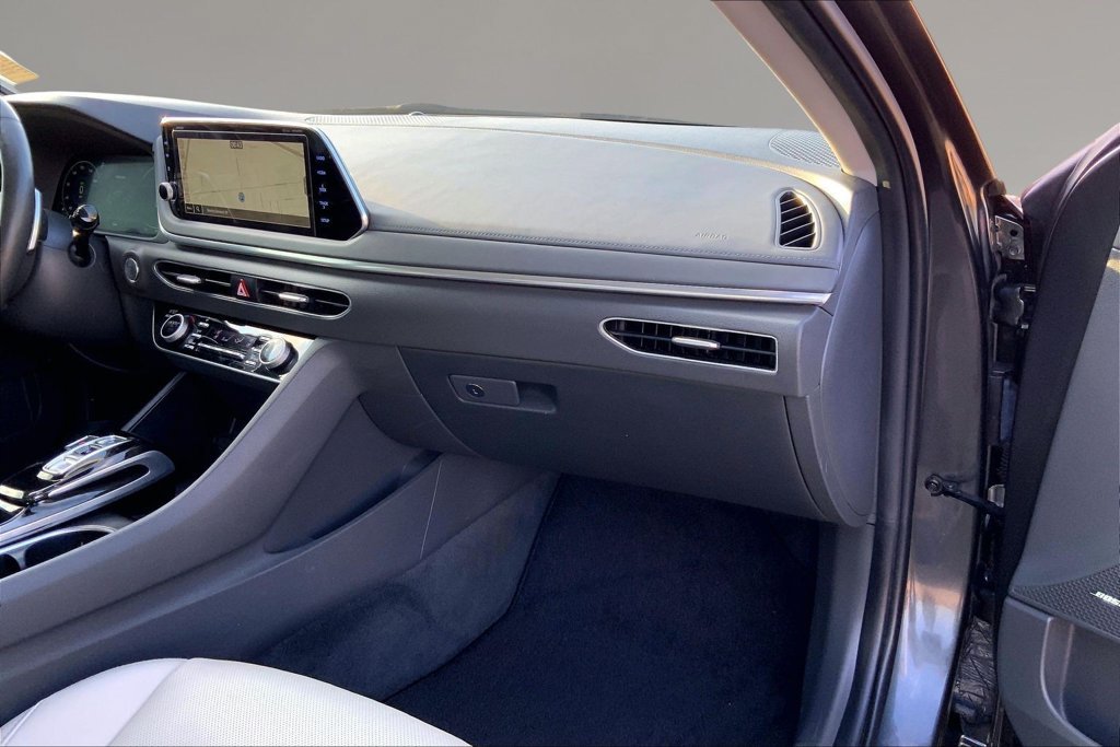 Used 2023 Hampton Gray Hyundai Limited image 17