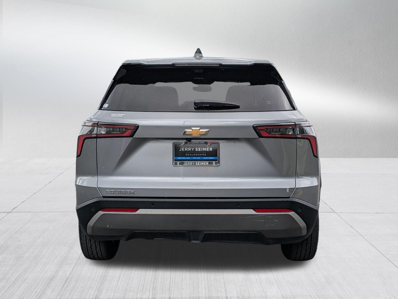 Used 2025 Sterling Gray Metallic Chevrolet LT image 4
