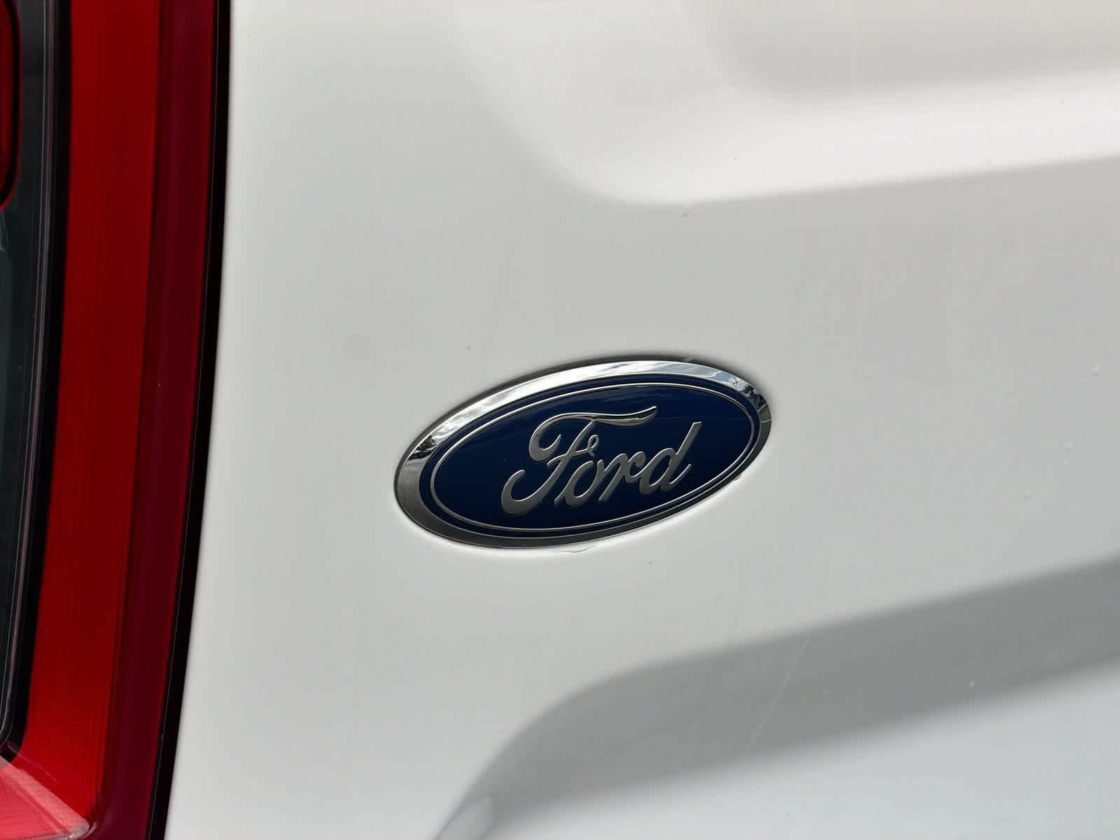 Certified Used 2024 Oxford White Clearcoat Ford Outer Banks image 12