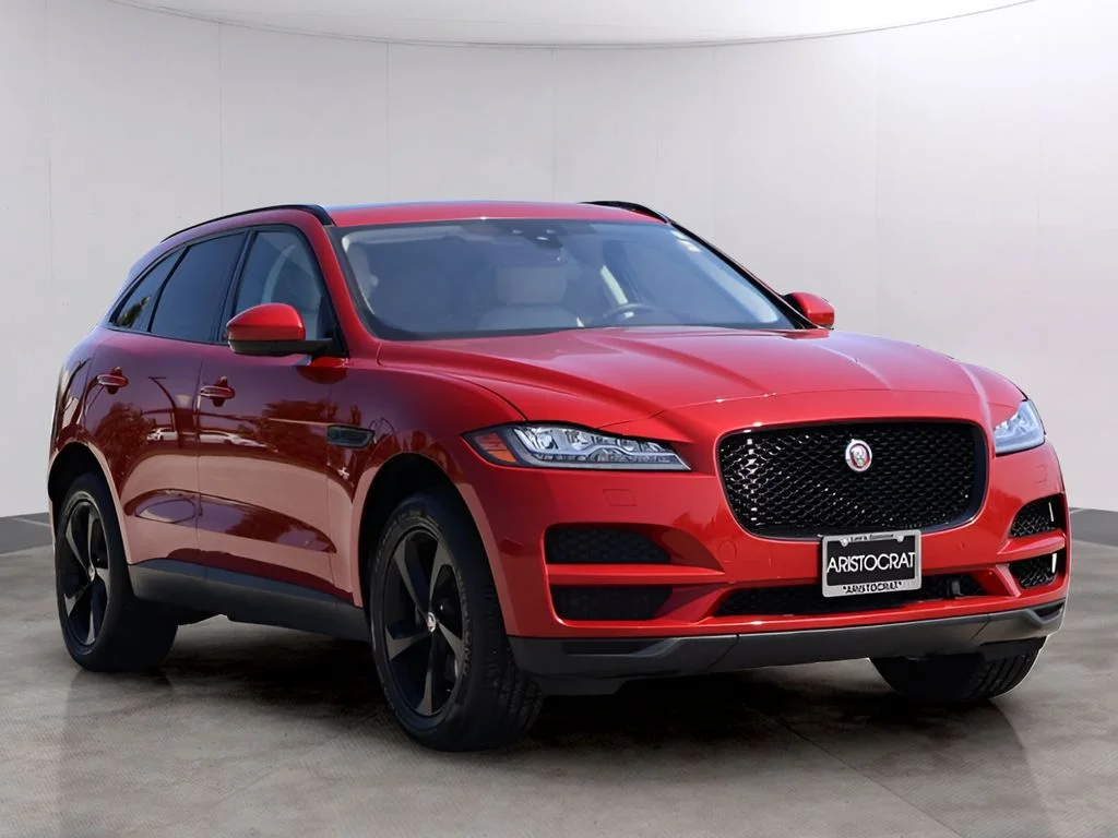 Used 2017 Red Jaguar 35t Prestige image 3