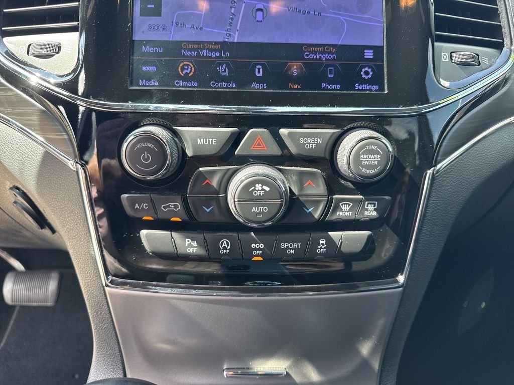Used 2020 White Jeep Limited image 17
