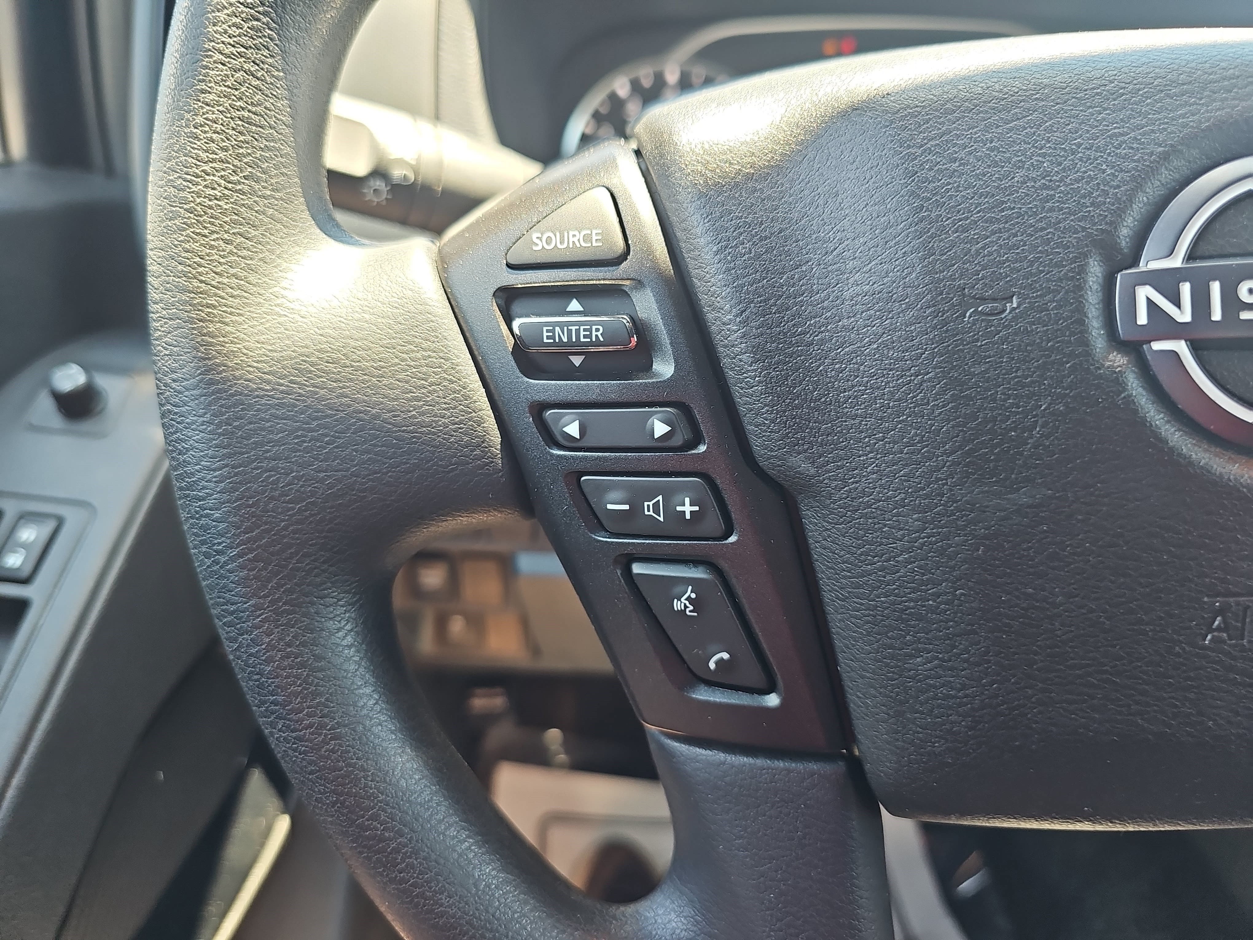 Used 2023 Glacier White Nissan SV image 13