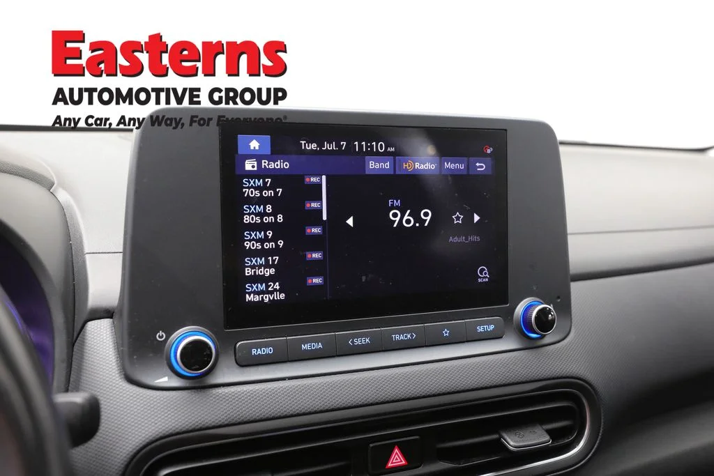 Used 2022 Black Hyundai SEL image 19