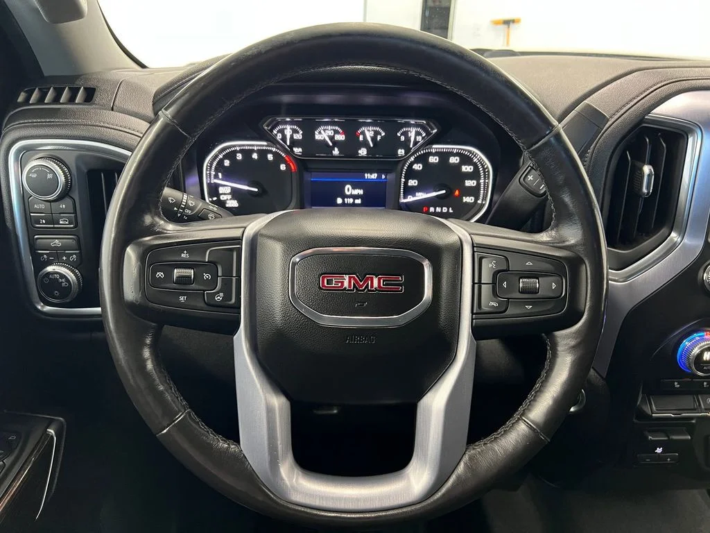 Used 2019 Quicksilver Metallic GMC SLE image 13