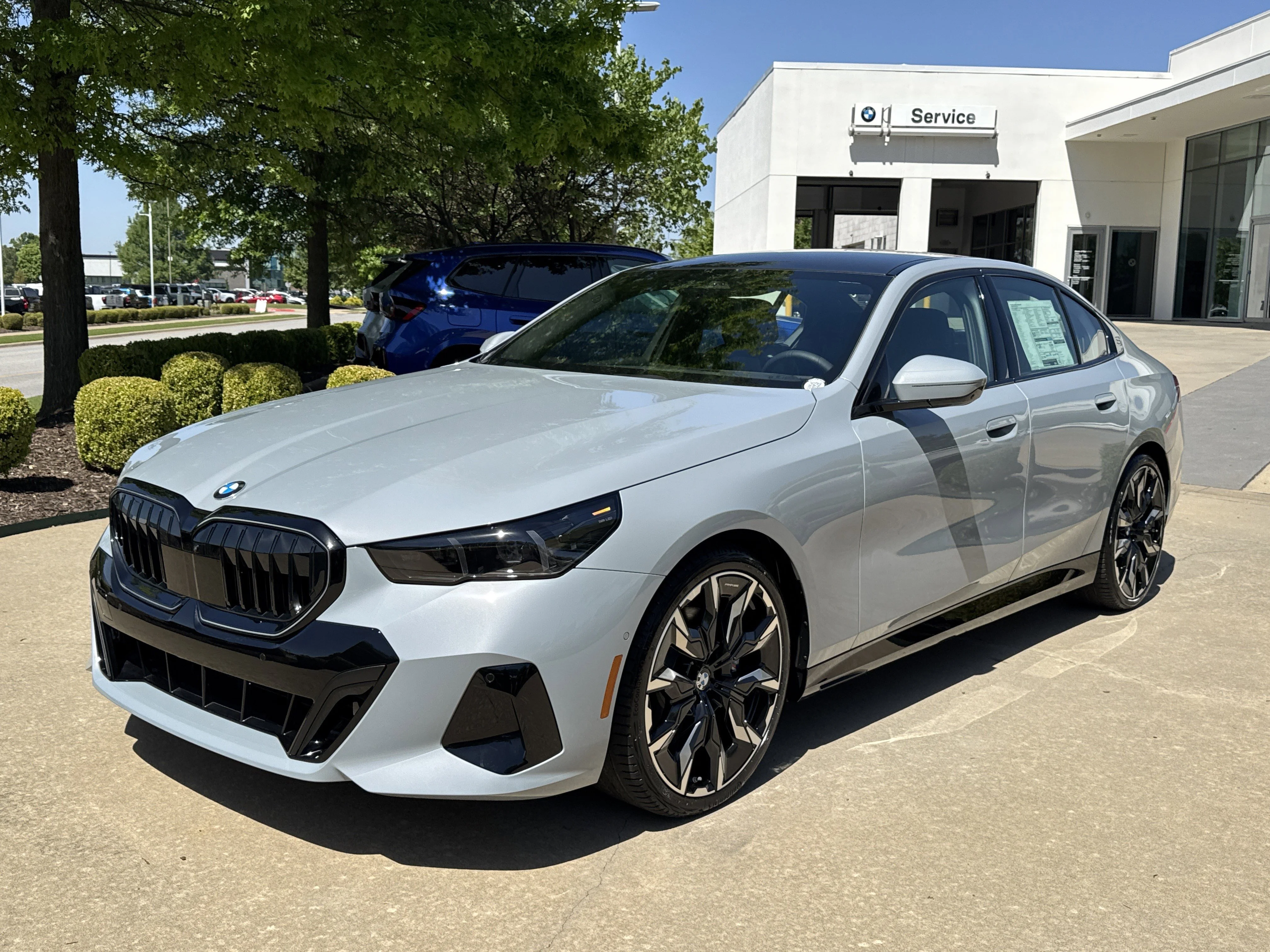 2026 BMW 5 Series 530i xDrive Sedan's photo