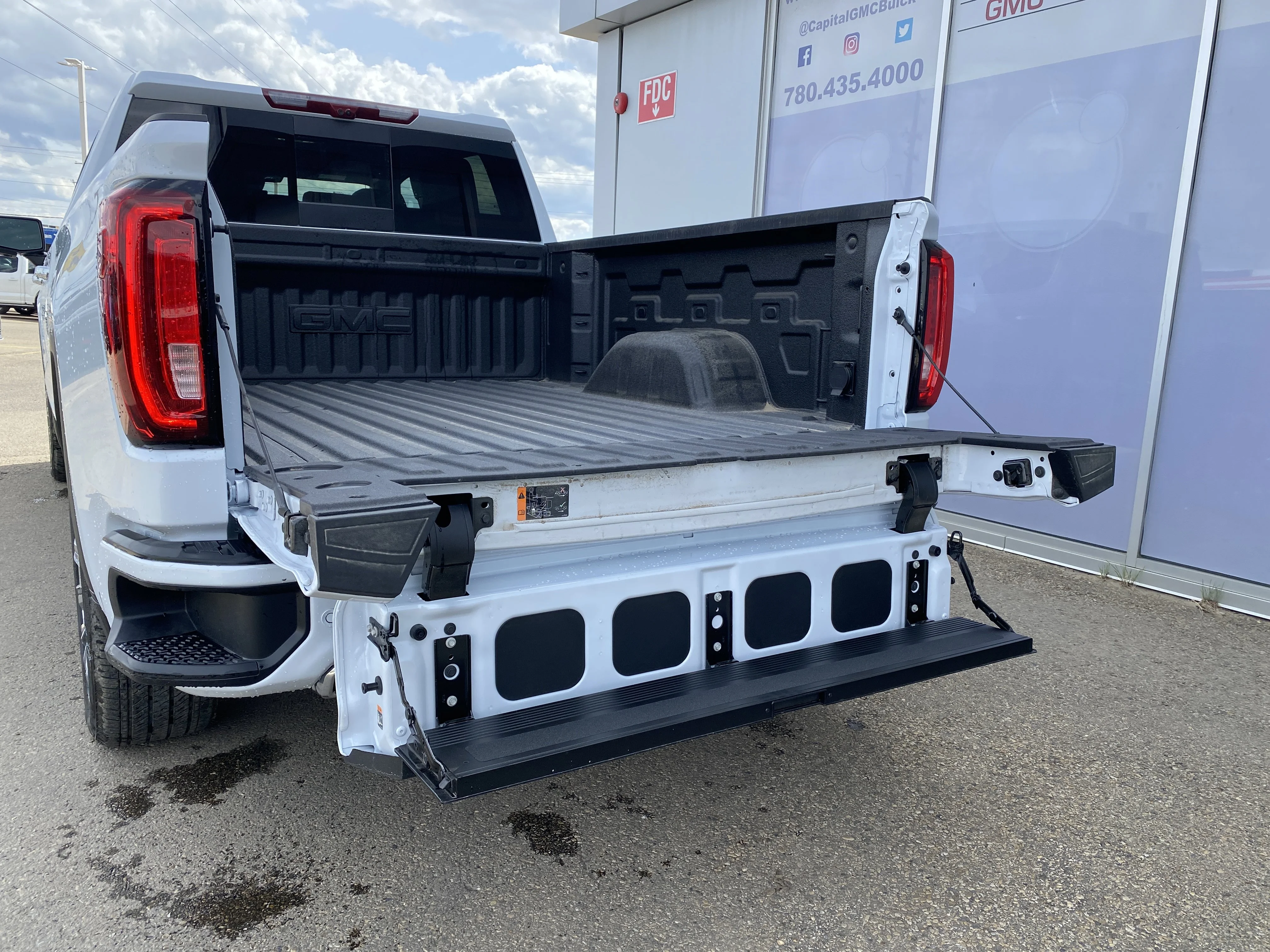 New 2026 GLACIER WHITE TRICOAT GMC Denali image 5
