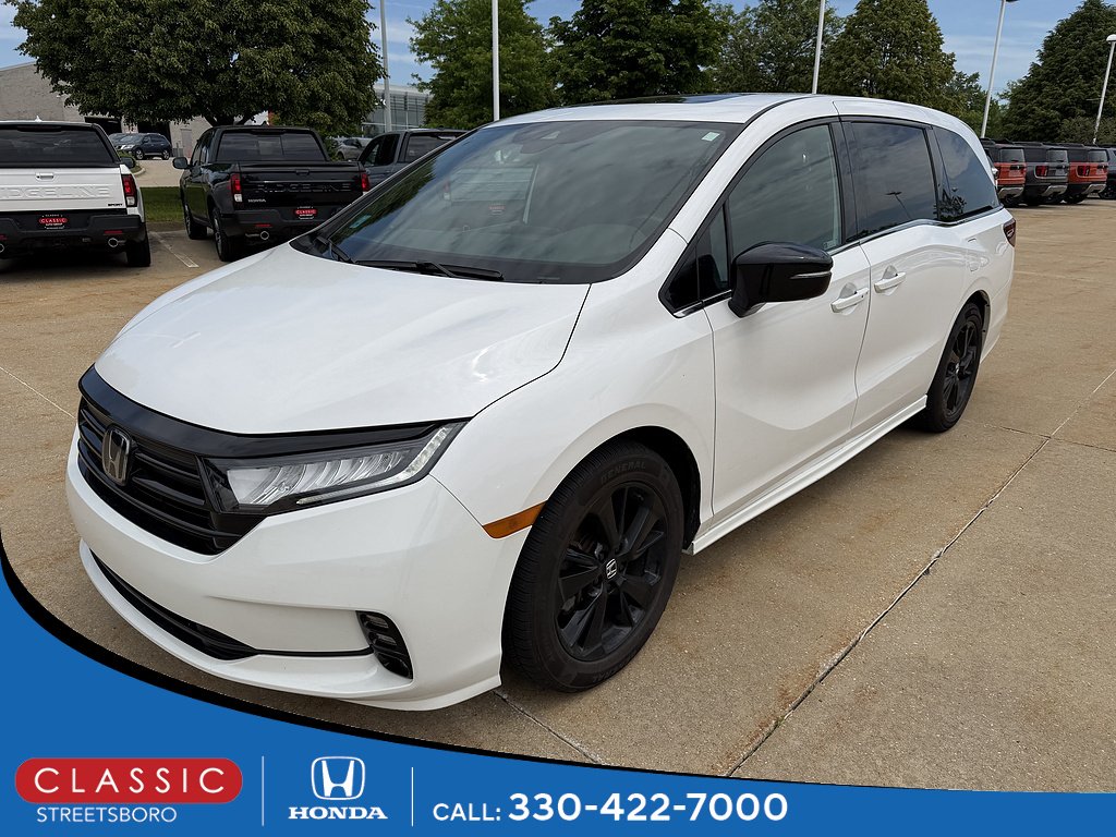 2023 Honda Odyssey SPORT's photo