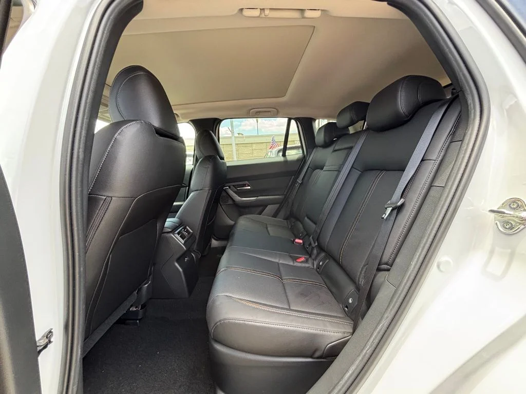 2025 Mazda CX-50 Premium Plus - Photo 16