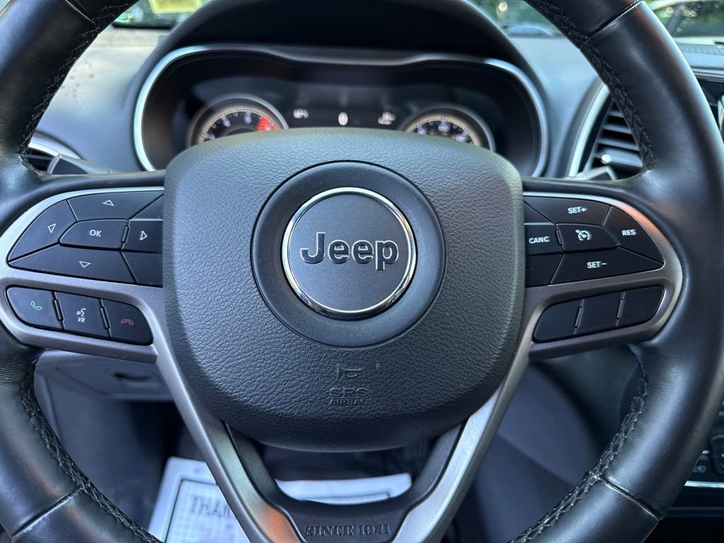 Used 2019 Gray Jeep Limited image 26