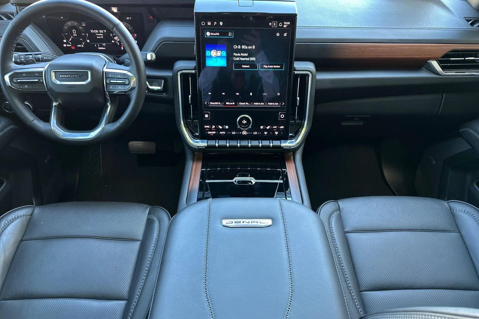 Used 2026  GMC Denali image 12