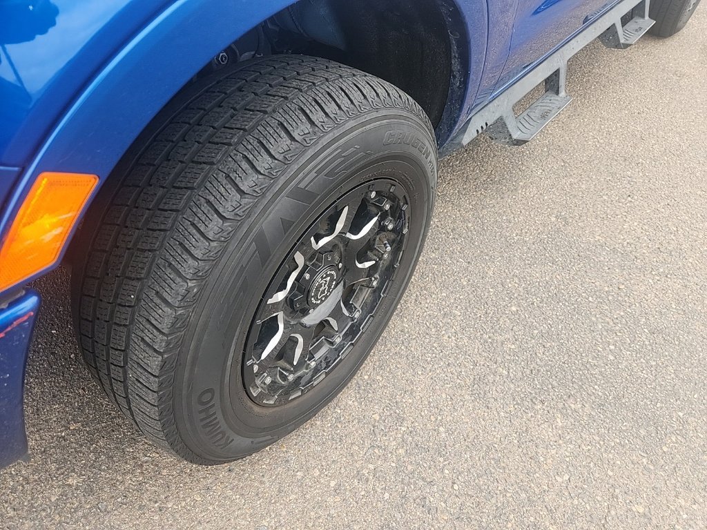 Used 2020 Blue Ford XLT image 7