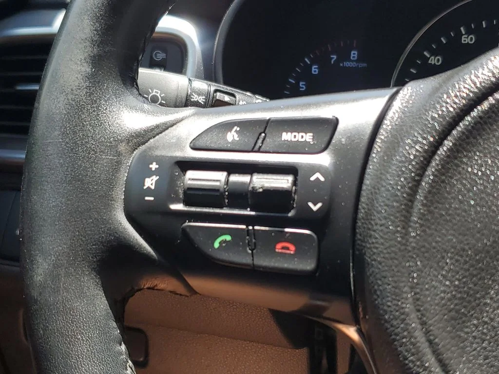 Used 2017 Black Kia SX image 24