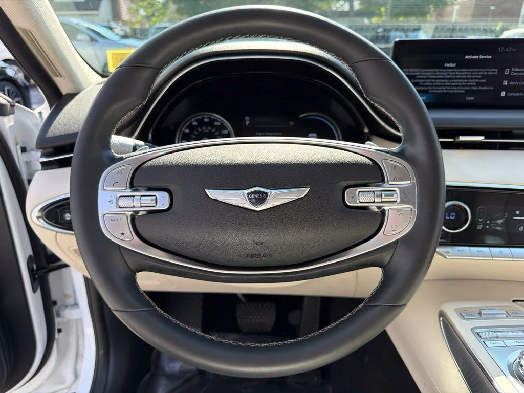 Used 2024 White Genesis 2.5T image 32