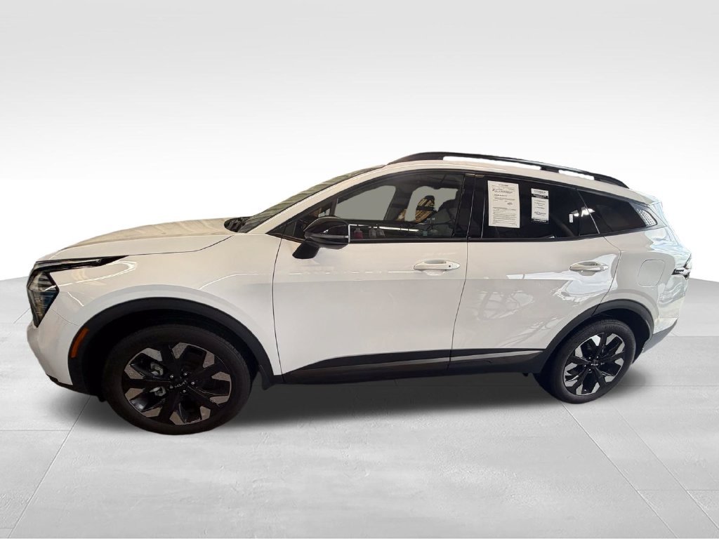 Used 2024 White Kia X-Line image 2