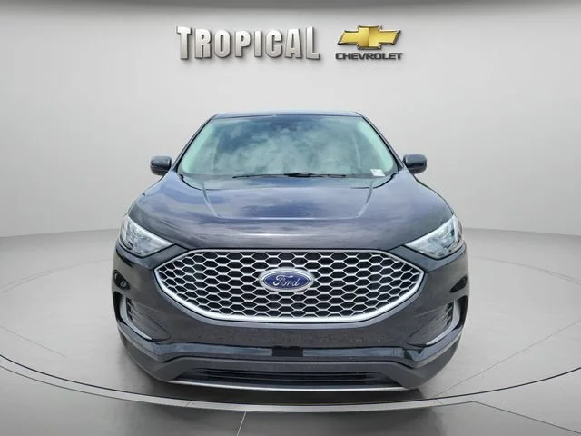 Used 2024 Black Ford SEL image 8