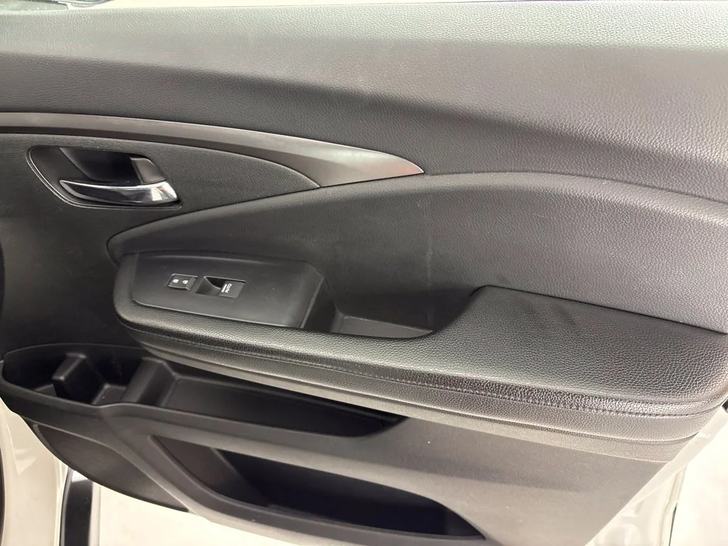 Used 2021 White Honda Special Edition image 14