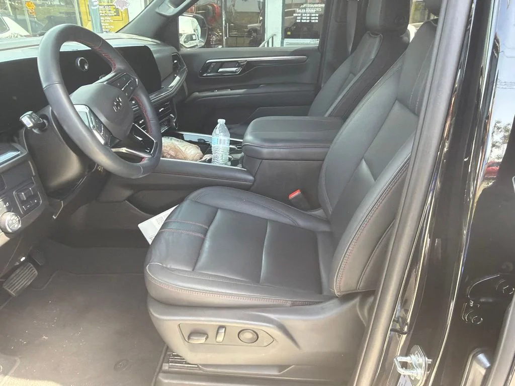 Used 2025 Black Chevrolet RST image 10