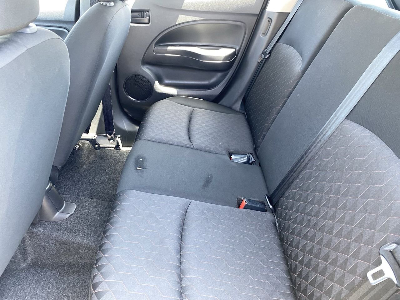 Used 2024 Jet Black Mitsubishi ES image 13