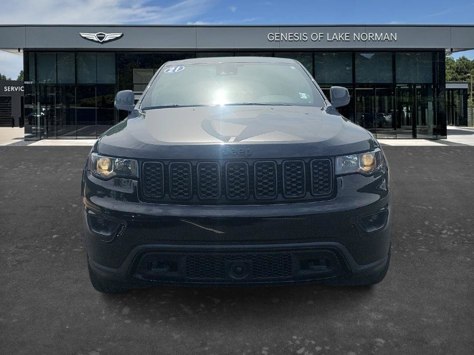 Used 2021 Diamond Black Crystal Pearlcoat Jeep Freedom image 2